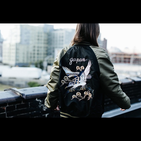 Alpha Industries Limited Edition Embroidered Japan Bomber Jacket - Picture 10 of 10